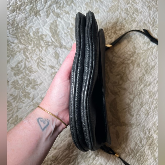 Marc Jacobs Half Moon Leather Crossbody Bag Purse, Quiet Luxury Minimalist - Picture 14 of 16